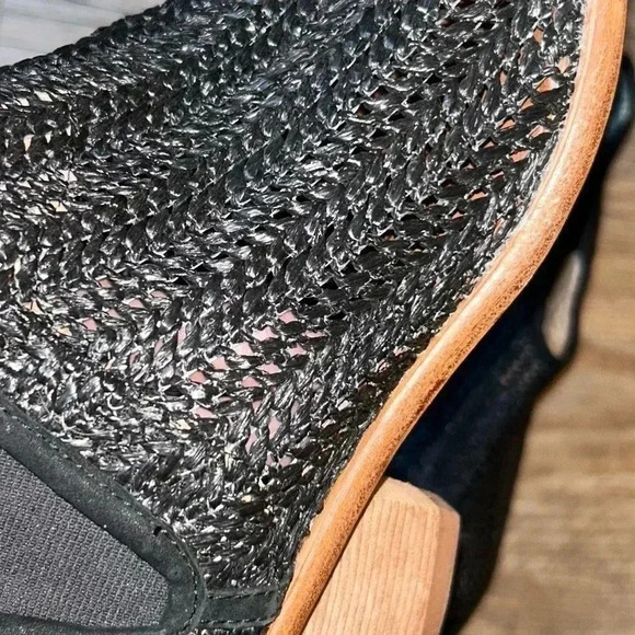 MATT BERNSON Women's Onyx Raffia Marlow Booties, Black, Size 8.5 - Picture 6 of 9